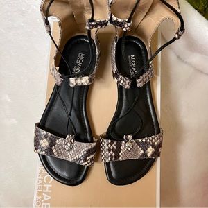 🩴SALE “Michael Kors” Tall Flat Gladiator Sandals